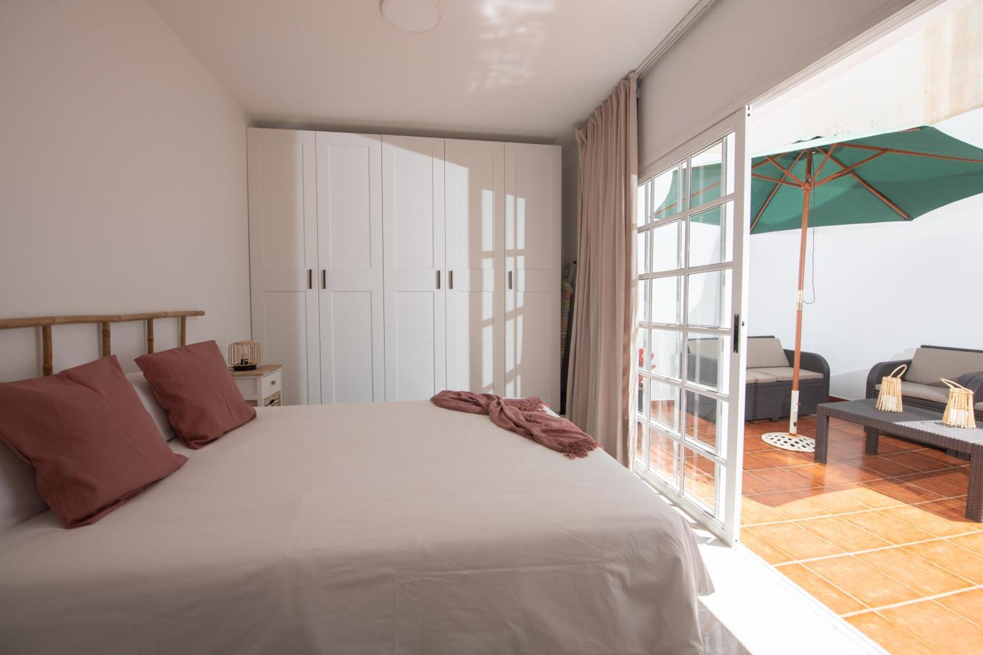 Comfortable Centric Apartment Steps From The Beach グラン・タラハル エクステリア 写真